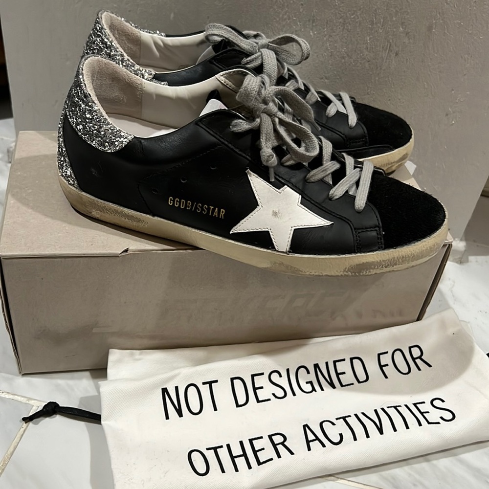 Like new Golden Goose sneakers size 38